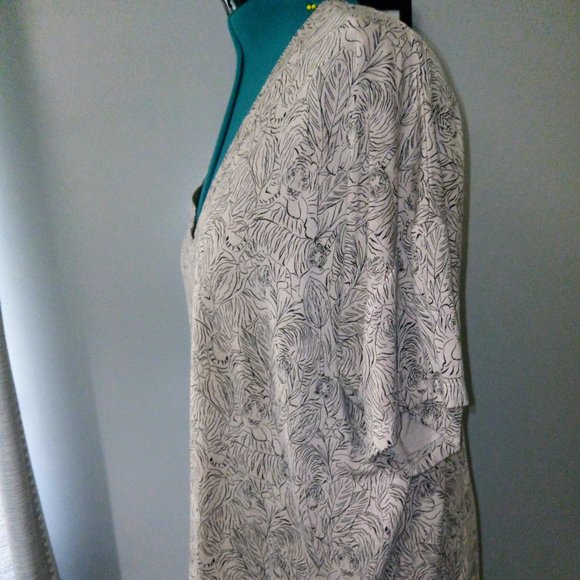 Alfani Oversized Tiger Print Loungewear Top Sz XL - Picture 3 of 11